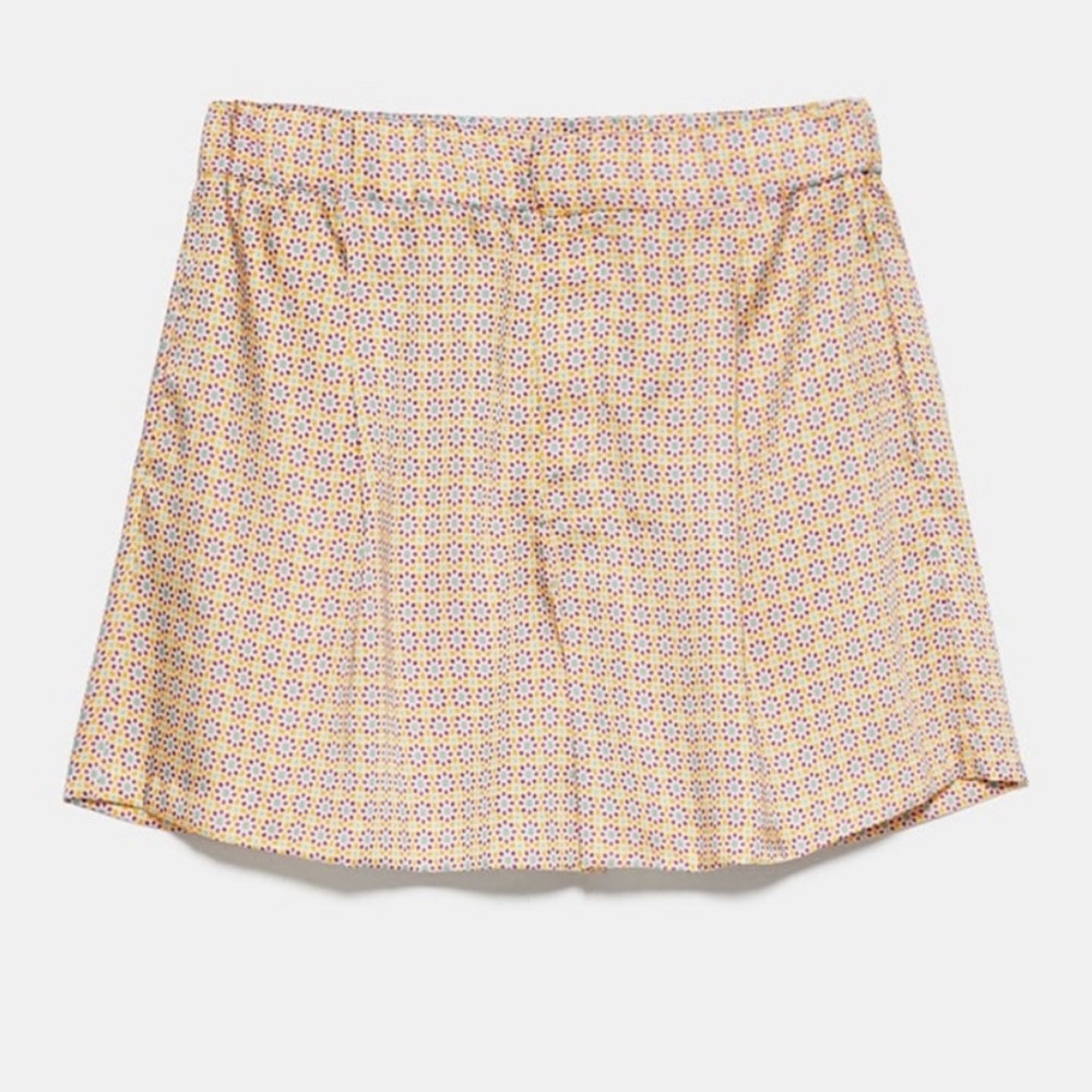🔥BLOGGERS FAV! ZARA GEOMETRIC SILKY LOUNGE SHORTS